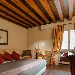 Le Stanze Del Corso Pensión Vicenza