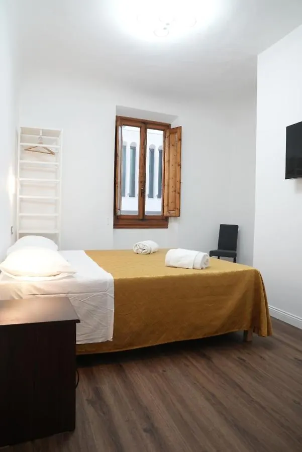 Hotel Annetta'S House Florencia 0*,  Italia